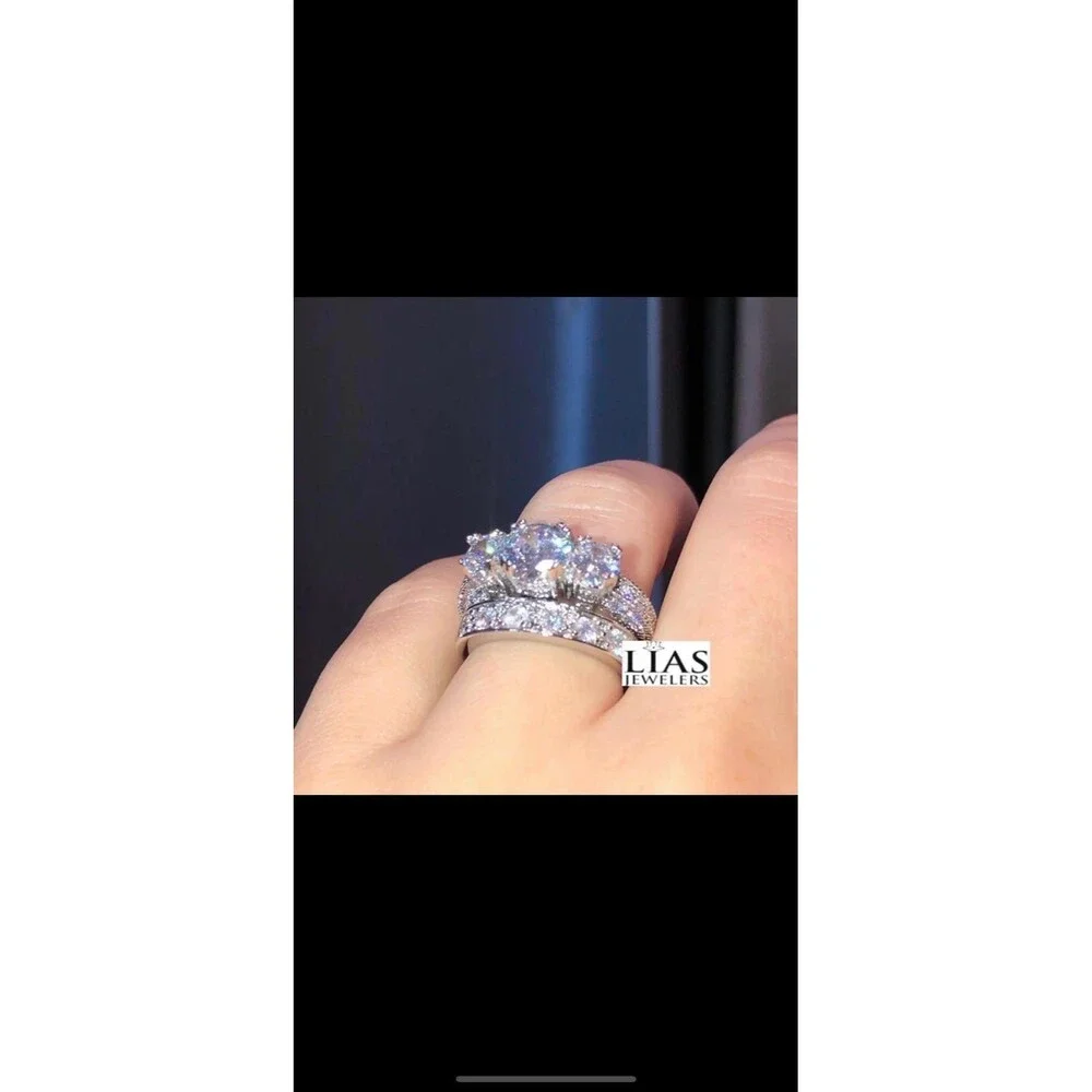 New 18kwhite gold wedding ring set